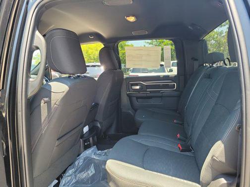 2025 RAM 2500 Lone Star Crew Cab 4x4 6'4' Box