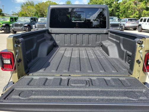 2025 Jeep Gladiator Rubicon
