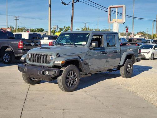 2026 Jeep Gladiator Sport S