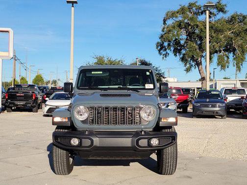 2026 Jeep Gladiator Sport S