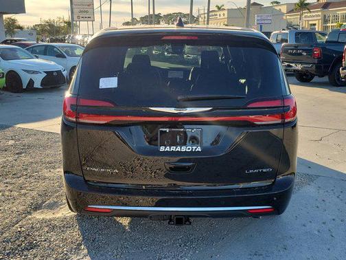 2026 Chrysler Pacifica Limited