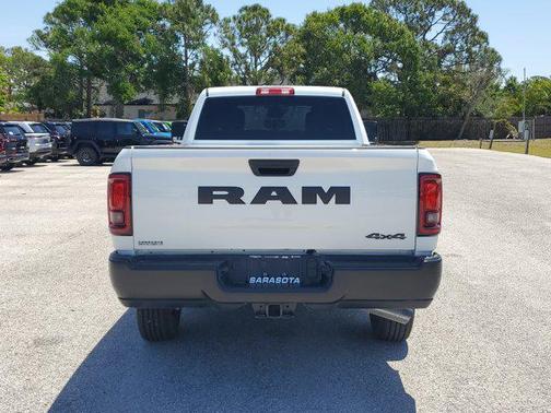 2025 RAM 2500 Tradesman Crew Cab 4x4 8' Box