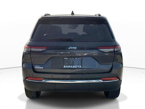 2022 Jeep Grand Cherokee 4xe Base