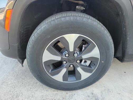 2022 Jeep Grand Cherokee 4xe Base