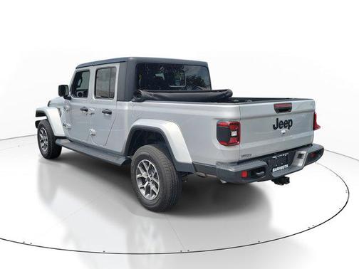 2024 Jeep Gladiator Sport S