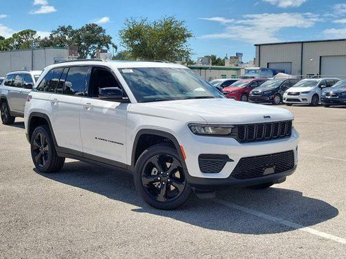 2025 Jeep Grand Cherokee Altitude