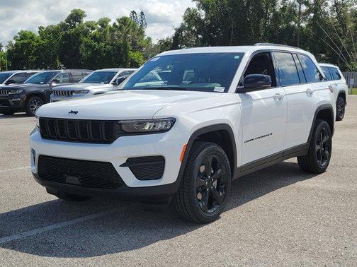 2025 Jeep Grand Cherokee Altitude