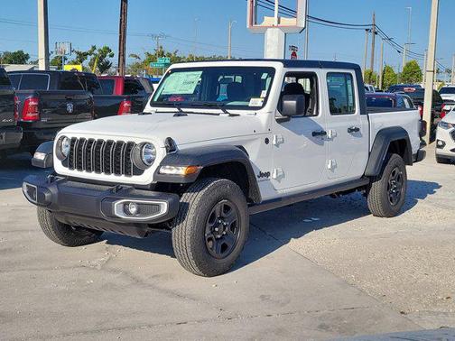 2026 Jeep Gladiator Sport