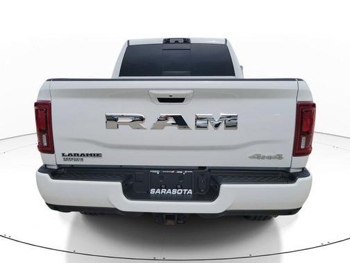 2025 RAM 3500 Laramie Crew Cab 4x4 6'4' Box