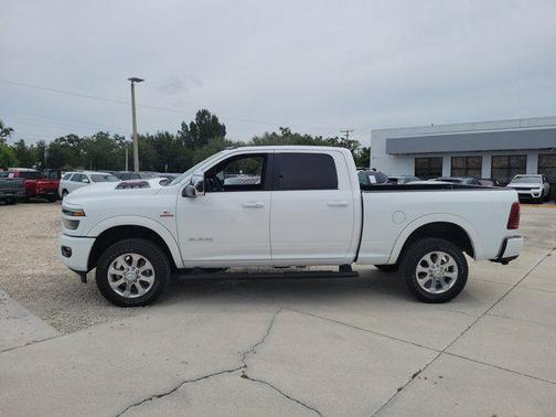 2025 RAM 3500 Laramie Crew Cab 4x4 6'4' Box