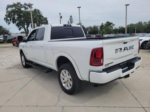 2025 RAM 3500 Laramie Crew Cab 4x4 6'4' Box