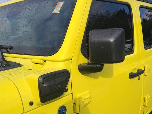 2024 Jeep Wrangler 4xe Willys