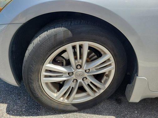 2011 INFINITI G37 Journey
