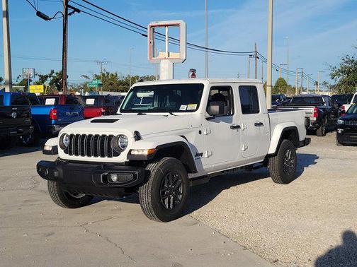 2026 Jeep Gladiator Sport S