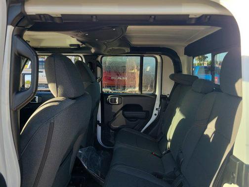 2026 Jeep Gladiator Sport S