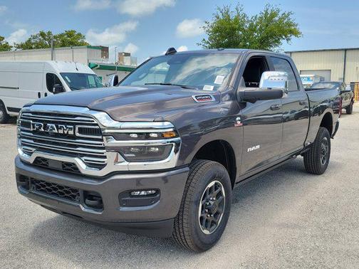 2025 RAM 2500 Laramie Crew Cab 4x4 6'4' Box