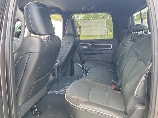 2025 RAM 2500 Laramie Crew Cab 4x4 6'4' Box