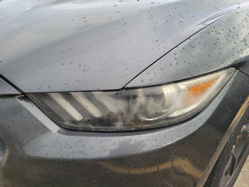 2015 Ford Mustang V6
