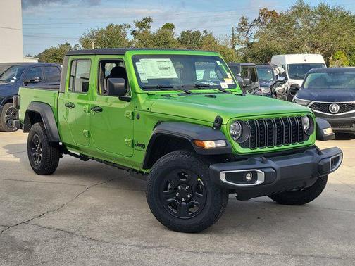 2026 Jeep Gladiator Sport