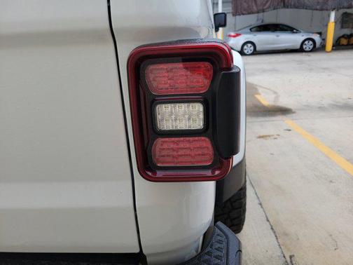 2023 Jeep Gladiator Mojave 4x4