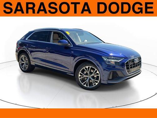 2023 Audi Q8 55 Premium Plus