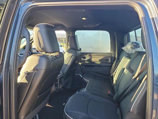 2026 RAM 2500 Laramie Crew Cab 4x4 6'4' Box