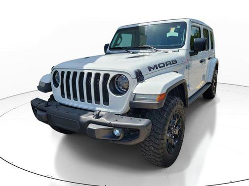 Bright White Clearcoat 2019 Jeep Wrangler Unlimited Moab 4x4