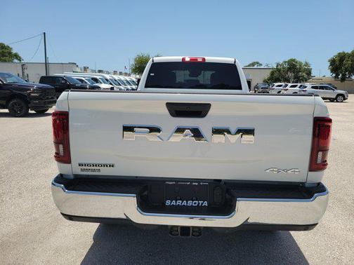 2025 RAM 2500 Big Horn Crew Cab 4x4 8' Box
