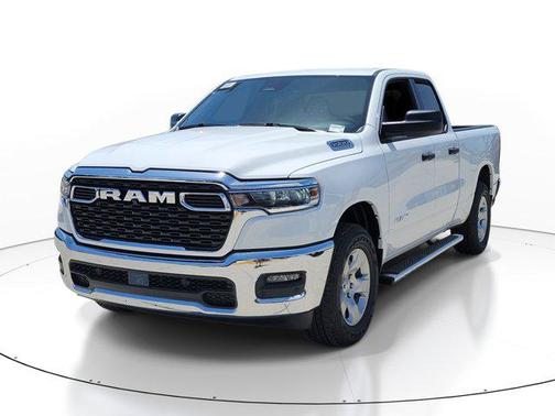 Bright White Clearcoat 2026 RAM 1500 Big Horn/Lone Star