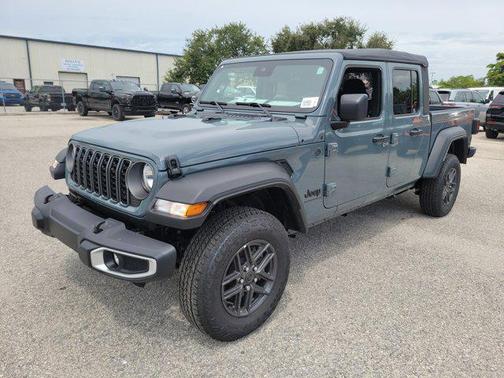 2025 Jeep Gladiator Sport S