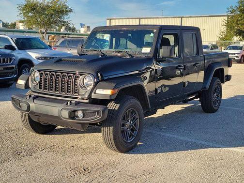 2026 Jeep Gladiator Sport S