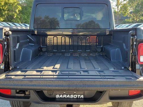 2026 Jeep Gladiator Sport S