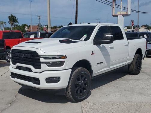 2025 RAM 3500 Laramie Crew Cab 4x4 6'4' Box