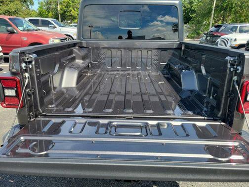 2025 Jeep Gladiator Willys