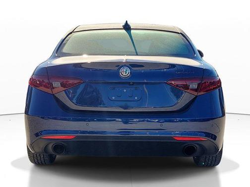 2019 Alfa Romeo Giulia Base