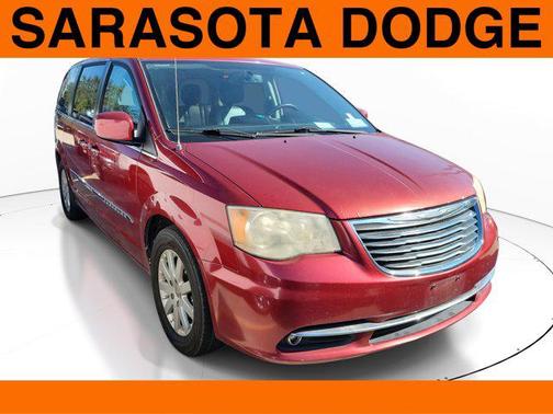 2014 Chrysler Town & Country Touring