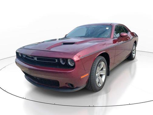 Octane Red Pearlcoat 2018 Dodge Challenger SXT
