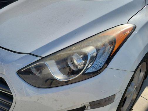 2016 Hyundai Elantra GT Base