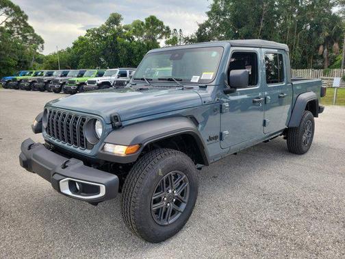 2025 Jeep Gladiator Sport S