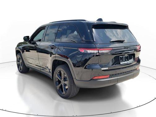 2025 Jeep Grand Cherokee Limited X