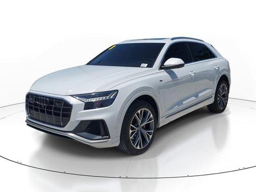 2023 Audi Q8 55 Premium Plus