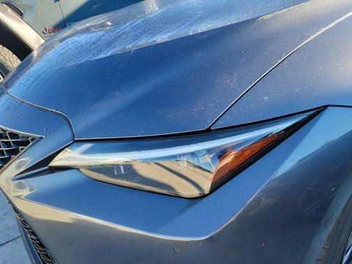 2022 Lexus IS 350 Base