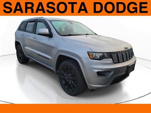 2021 Jeep Grand Cherokee Laredo