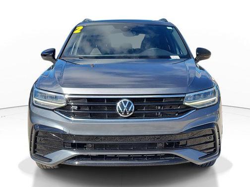 2022 Volkswagen Tiguan 2.0T SE R-Line Black