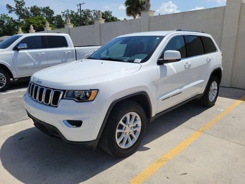 2021 Jeep Grand Cherokee Laredo