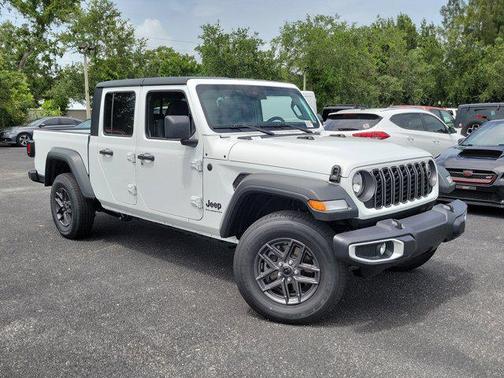2025 Jeep Gladiator Sport S