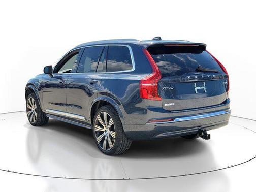 2025 Volvo XC90 Plug-In Hybrid T8 Ultra 7-Seater