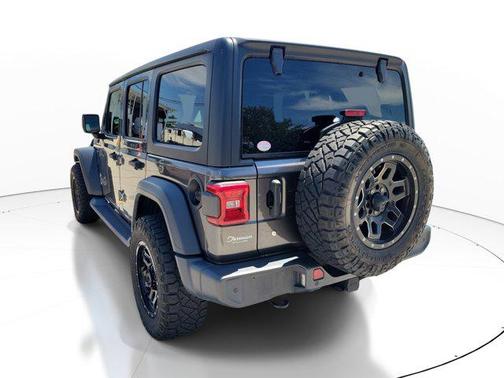 Granite Crystal Metallic Clearcoat 2018 Jeep Wrangler Unlimited Sport