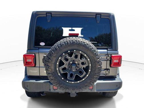 Granite Crystal Metallic Clearcoat 2018 Jeep Wrangler Unlimited Sport