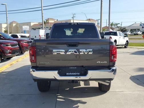 2025 RAM 2500 Big Horn Crew Cab 4x4 6'4' Box